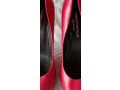 chaussures-femme-tenue-homme-et-bac-de-rangement-small-3