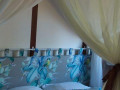 maison-chambres-climatisees-vue-sur-mer-et-piscine-small-1