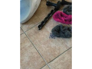 Nettoyeur vapeur et aspirateur avec filtre à eau