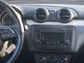 Suzuki swift 1.2 gl dualjet hybrid 2wd 83 cv bva