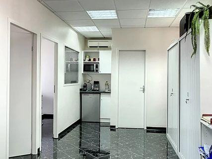 bureaux-72-m2-saint-francois-big-2