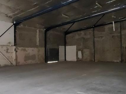 local-industriel-1-200-m2-big-2