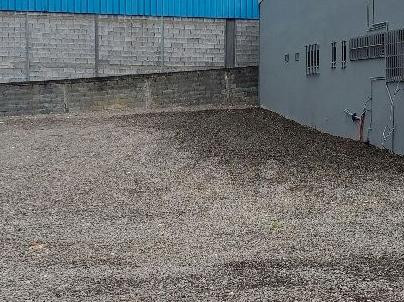 local-industriel-1-200-m2-big-3
