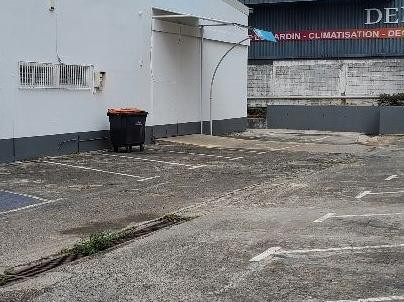 local-industriel-1-200-m2-big-4