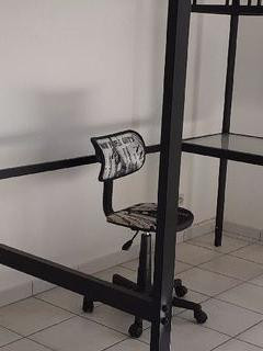 a-vendre-lit-mezzanine-tres-bon-etat-big-0