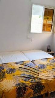 colocation-saint-anne-galbas-big-1