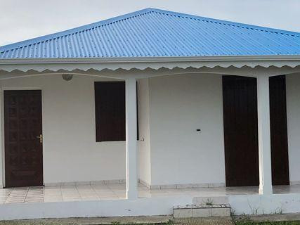 petite-villa-entre-le-moule-et-sainte-anne-big-1
